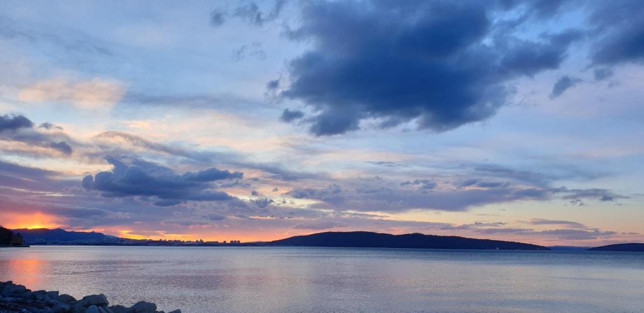 Navi Lägenhet Kaštela Exteriör bild