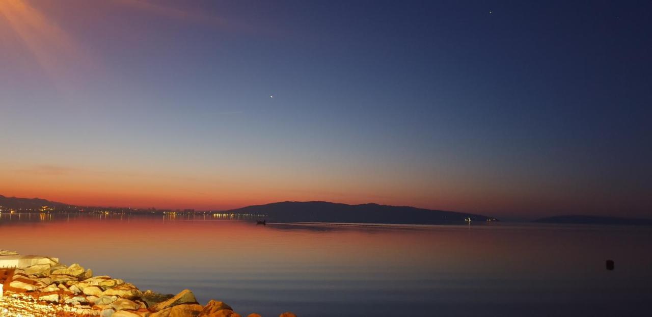 Navi Lägenhet Kaštela Exteriör bild